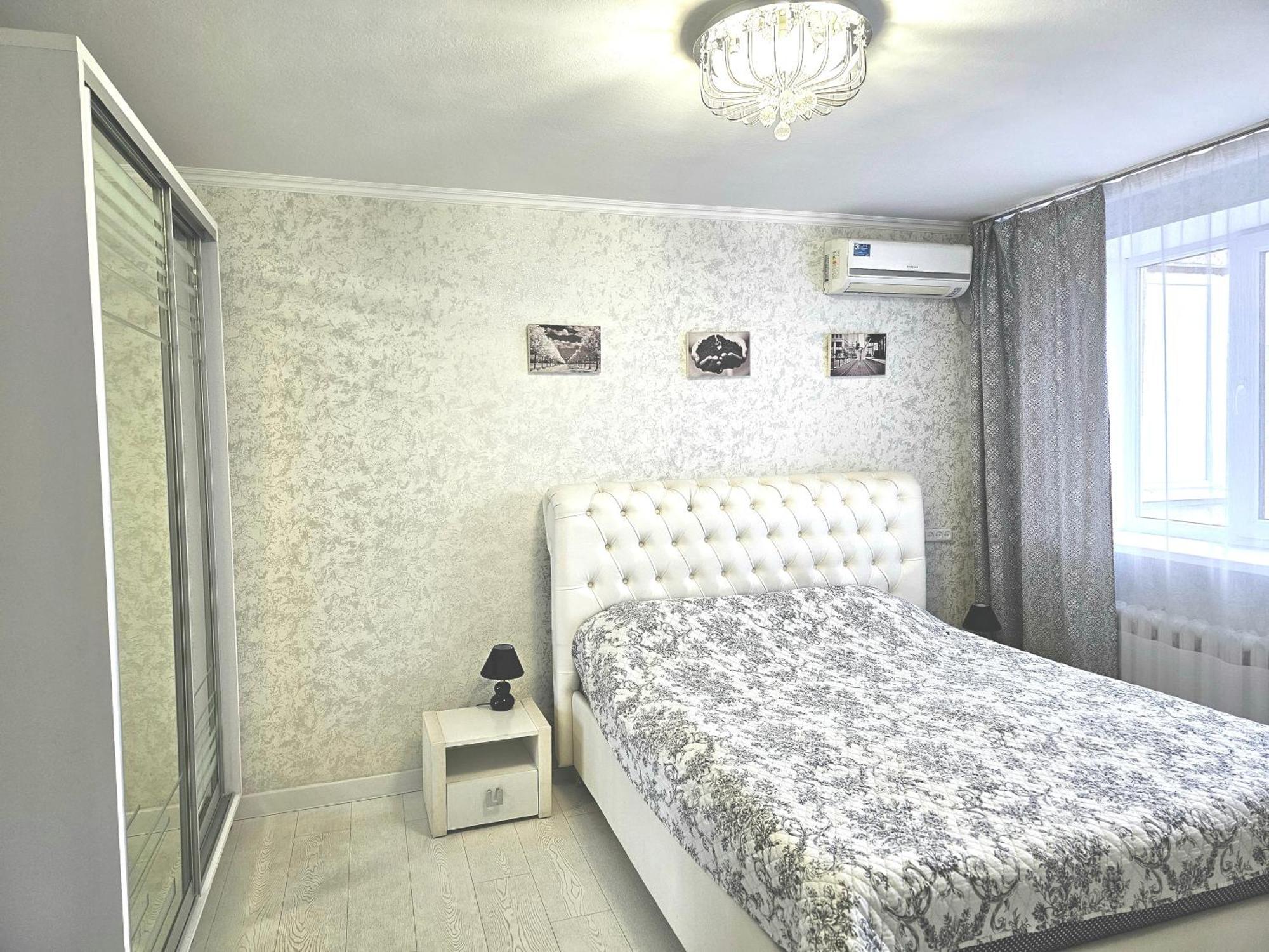 Black And White Apartment 키시나우 외부 사진